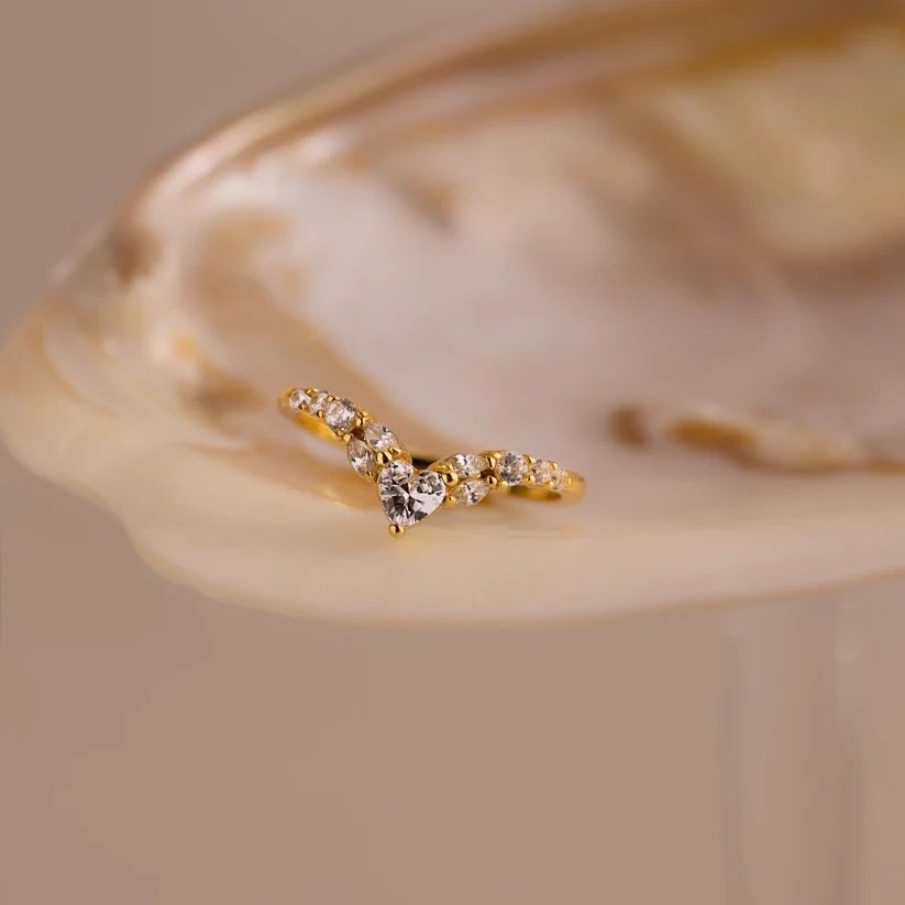 Heart Curve Cluster Ring for Women – Elegant Romantic Jewelry Gift - Image 4