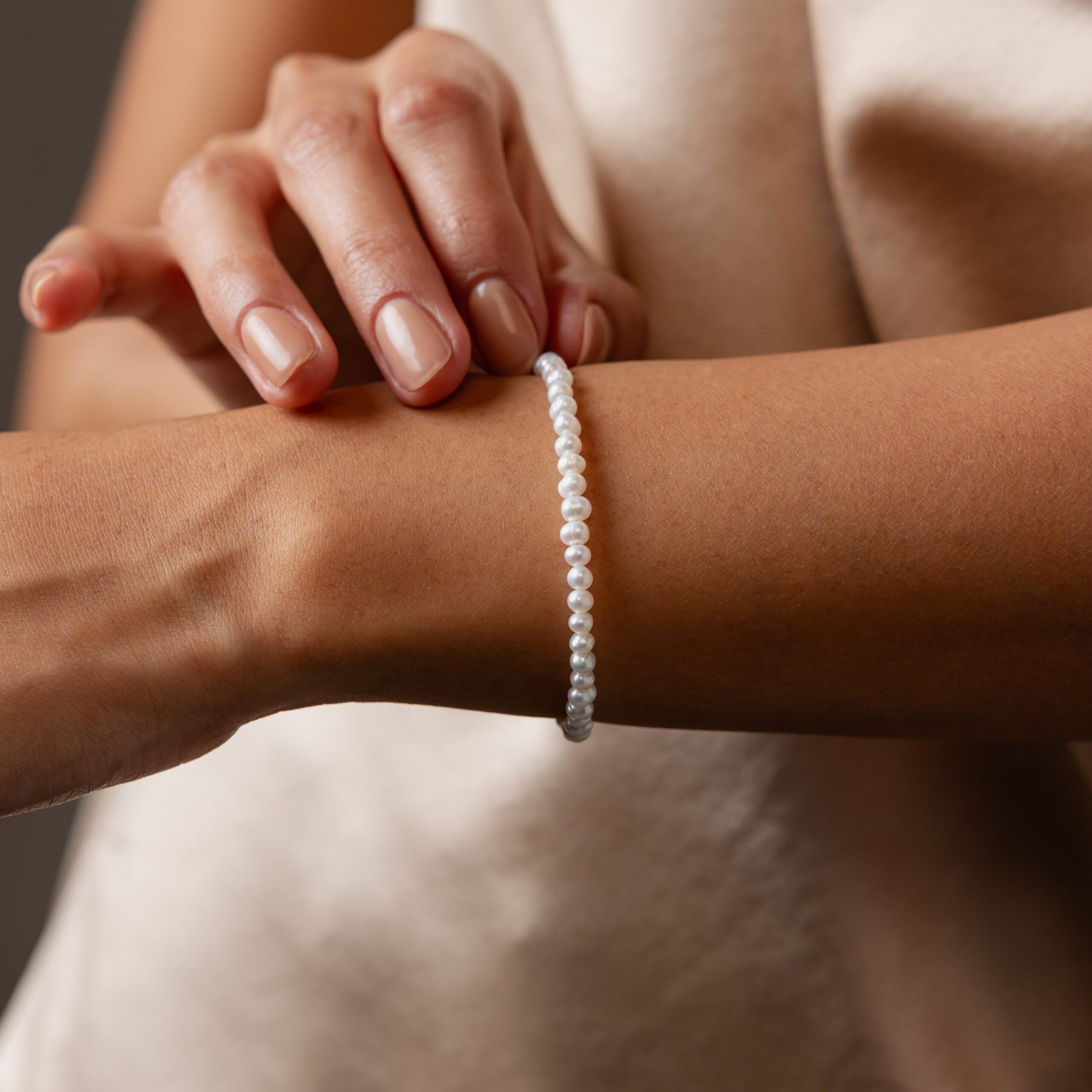 Venus Pearl Bracelet - Image 2