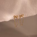 Bow Chain Studs in 18K Gold