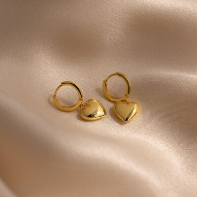 Puff Heart Charm Huggies in 18K Gold