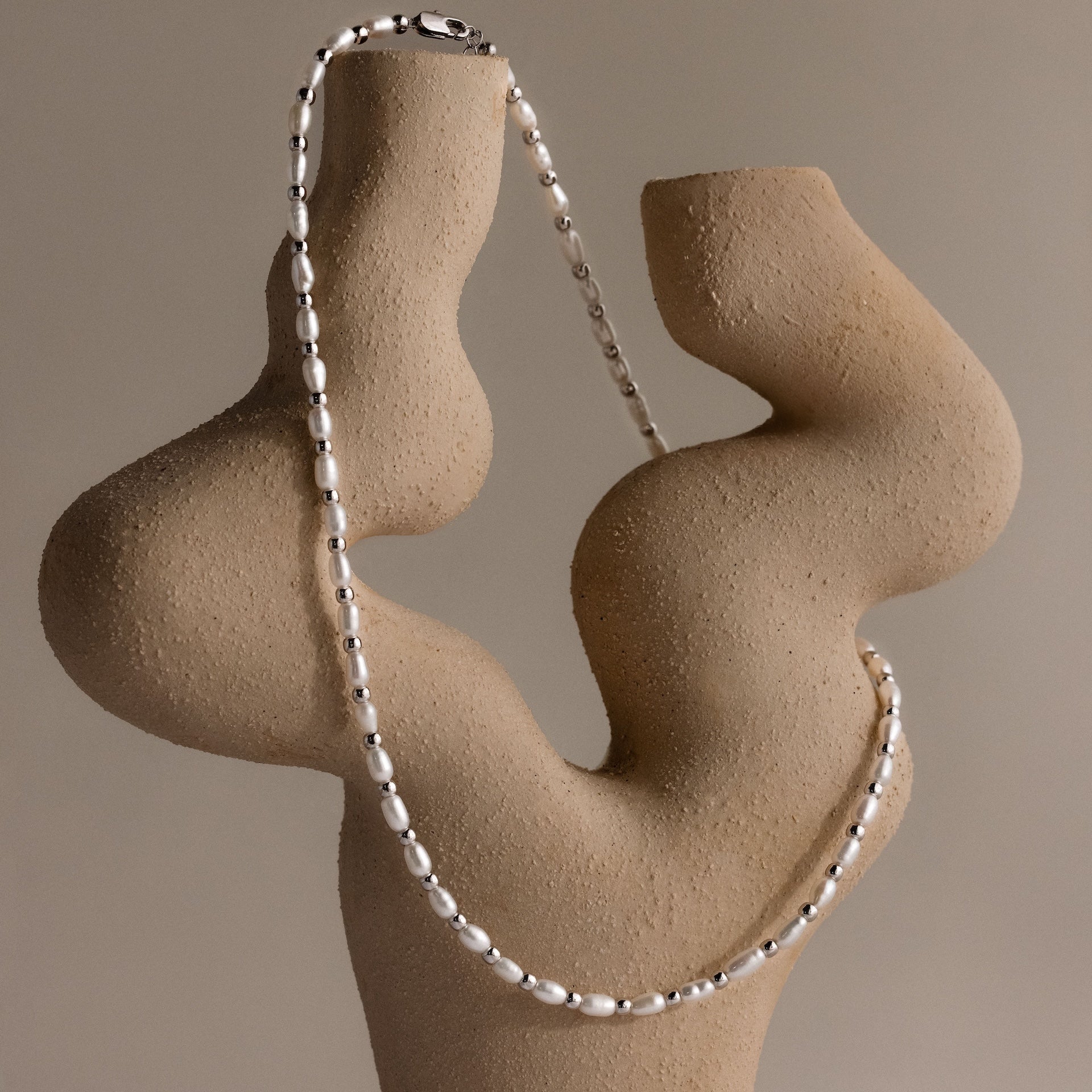Beaded Pearl Necklace in Silver - Image 3