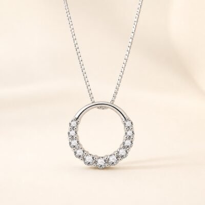Circle Halo Pendant Necklace – Silver Tone
